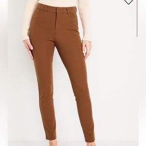 Old Navy Pixie Skinny Brown